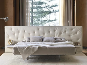 CHANCE UP - Bed with high headboard _ Désirée divani